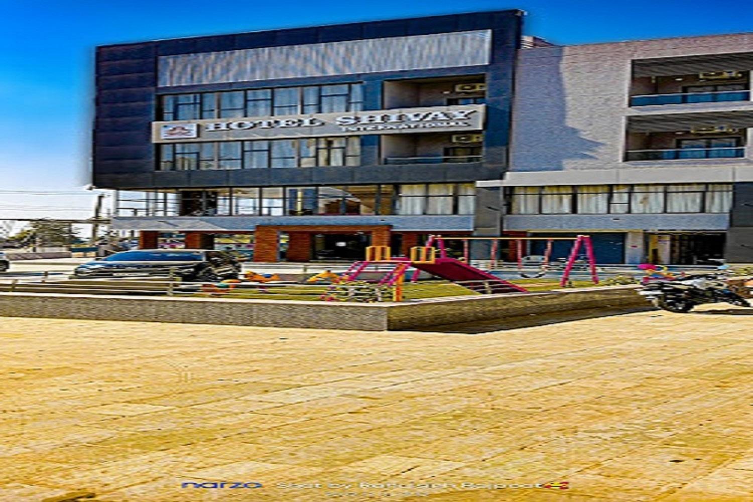 Hotel Shivay International Tharad Eksteriør bilde